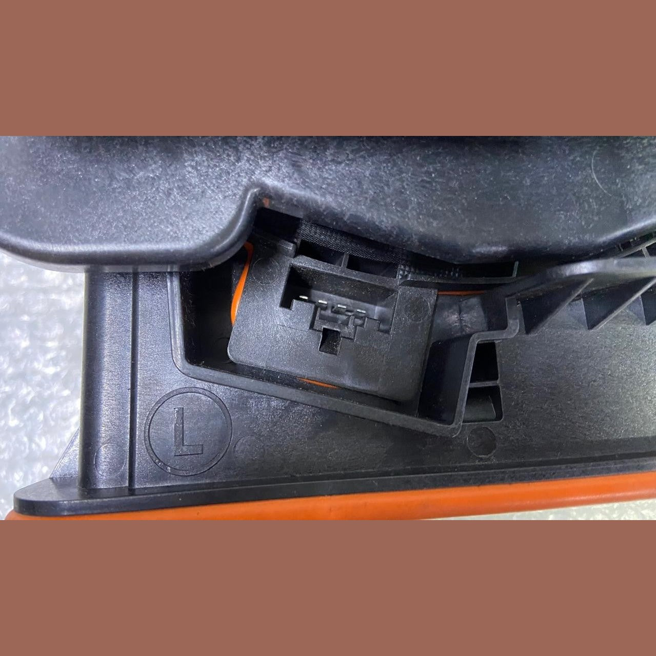 OEM BMW F39 F40 F48 Front Left Subwoofer Central Bass Speaker 7927997