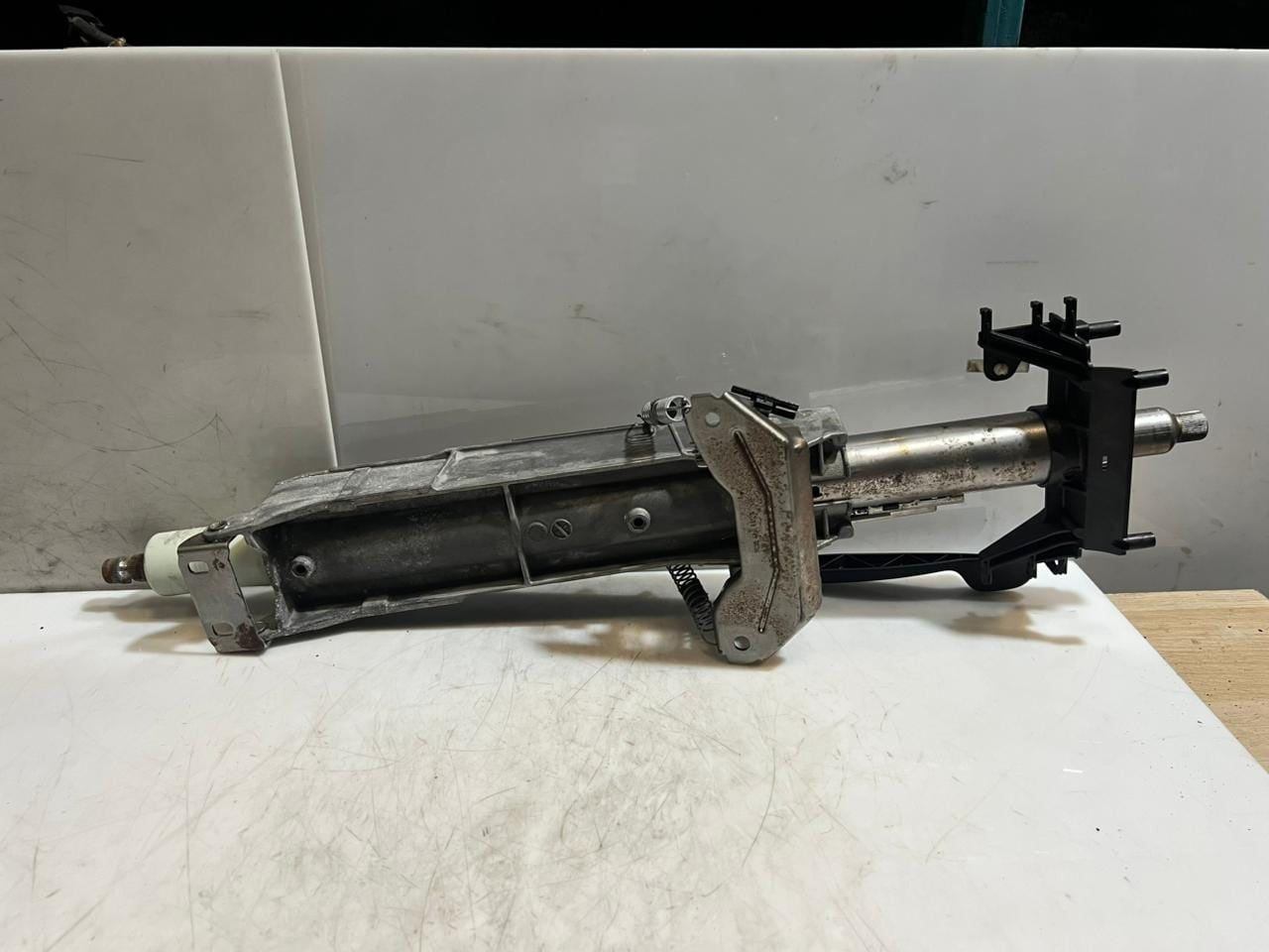 BMW F20 F21 F22 F30 F31 F32 F34 Manually Adjustable Steering Column 6858559 OEM