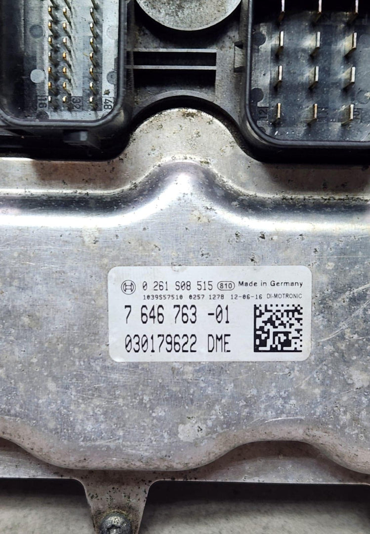 2012-2018 BMW 320i Engine Control Unit 7646763 F25 F30