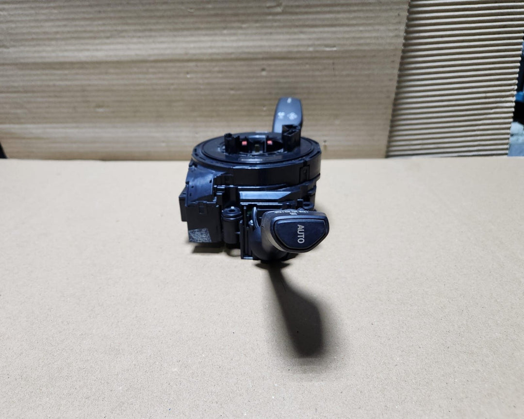 2011-2018 BMW X3 Steering Column Clock Spring Switch Assembly 9330569 F25 F48 F8