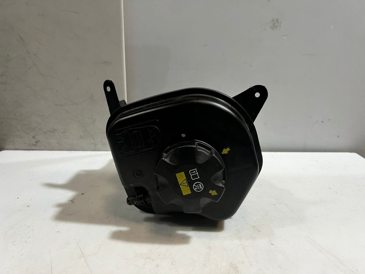 2008-2019 BMW X5 E70 F15 F85 X6 E71 F16 WATER Coolant Expansion Tank 7647290 OEM