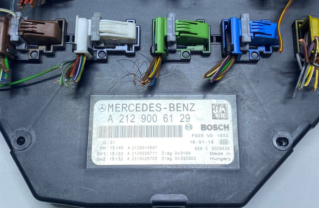 2010-2016 Mercedes-Benz E350 Fuse Box Module SAM Control Unit A2129006129