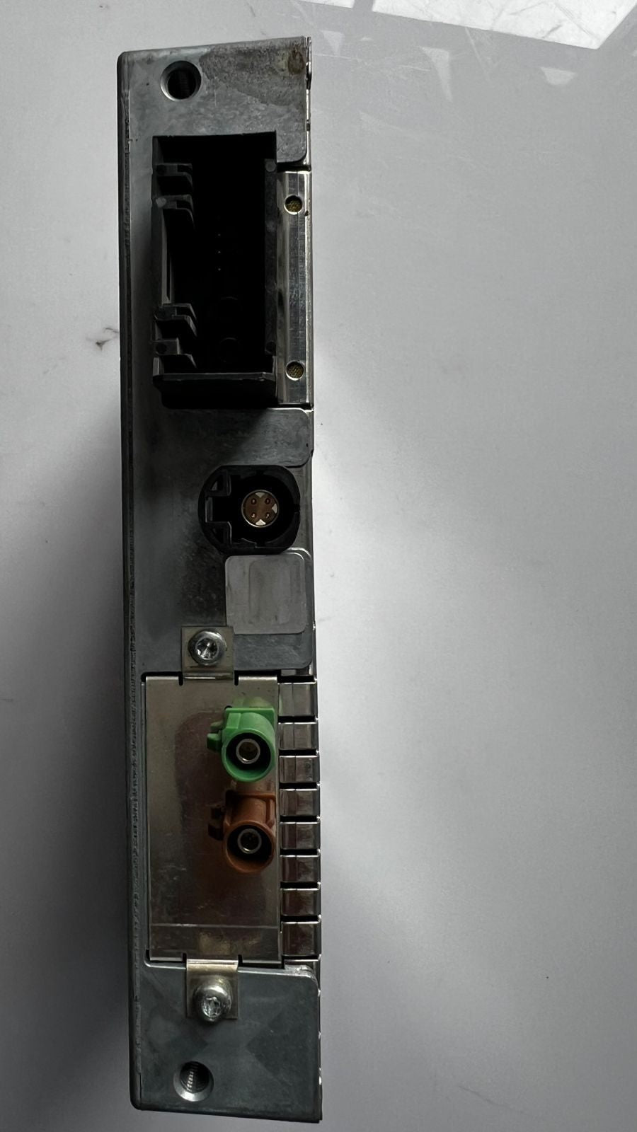 BMW X5 F15, X3 F25, and F01 Video Control Module 9321039 