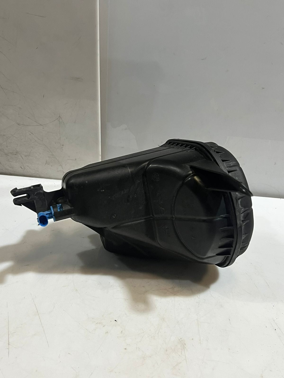 2011-2016 BMW 528i Coolant Expansion Tank 7601950