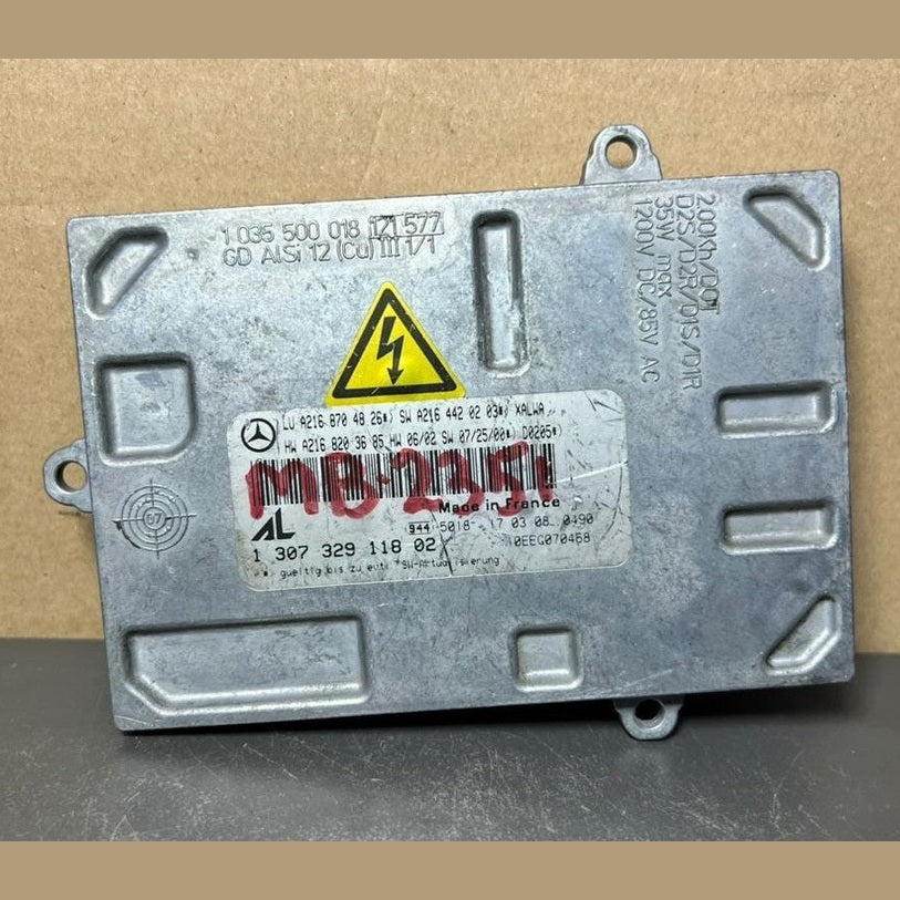 Mercedes Benz W221 Xenon Light Headlight Control Module Unit A216 8704826 OEM