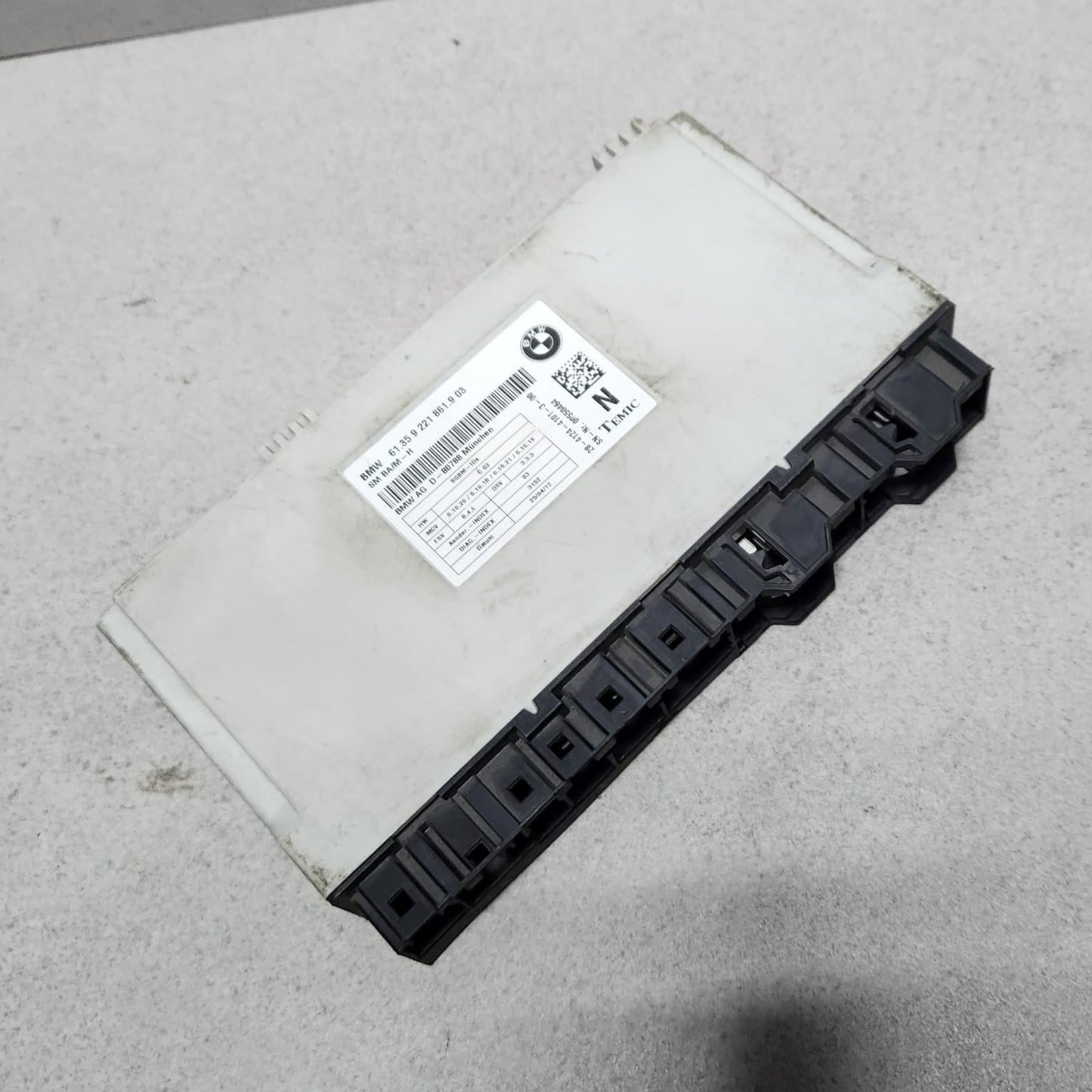 2007-2013 BMW 328i Front Seat Control Module 9221861  335i  X1  X5 X6  and Z4