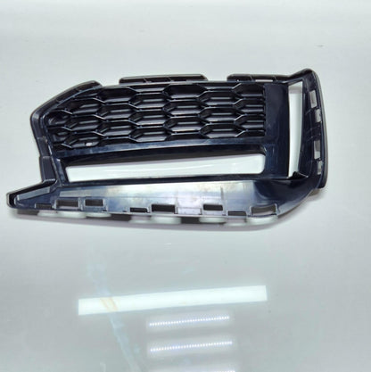 2017-2023 BMW 530i Front Bumper Lower Grill Cover  8064966 5 Series G30 G31 OEM