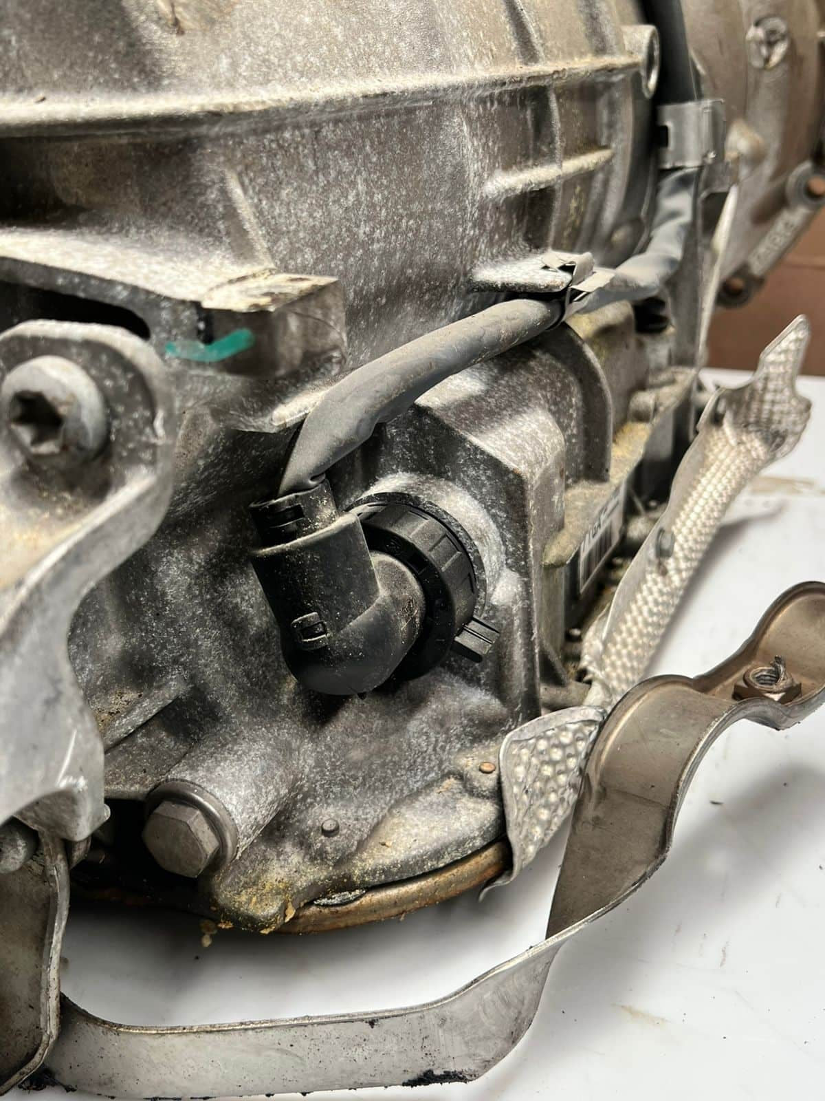 2007-2011 BMW E90 N52 6L45 328i Automatic Transmission GEARBOX 7572195 OEM