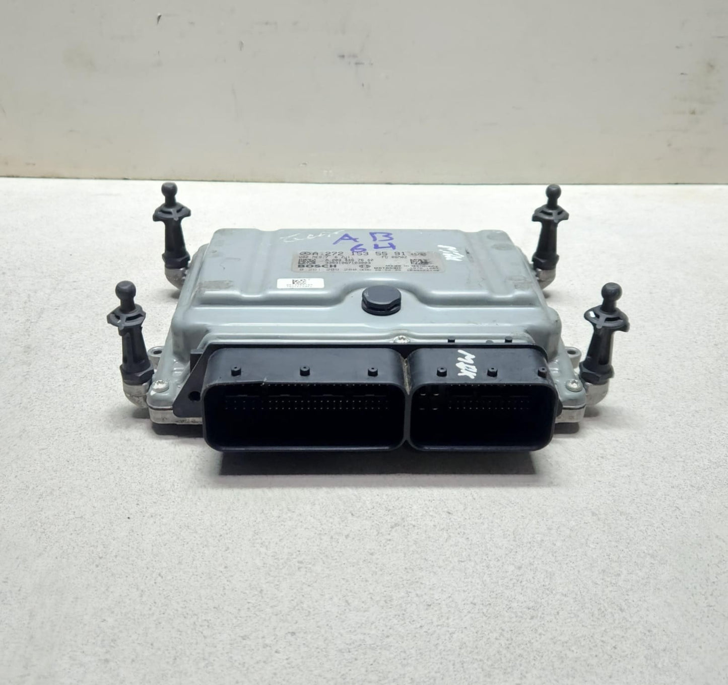 Mercedes-Benz CLK280 Engine Control Unit A2721535591 E280 CLK W209 