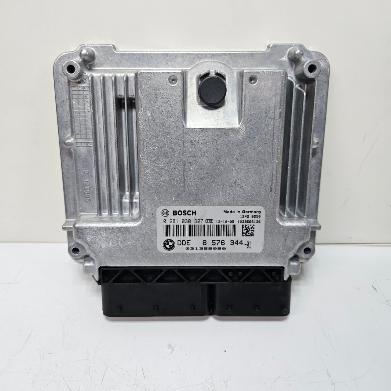 2010-2017 BMW X3 F25 F32 Engine Control Unit DDE Body Key Set 8576344