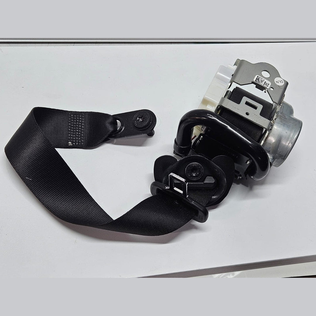 Belt BMW G05 F95 G05 LCI seat belt rear right rear belt 7497592 OEM