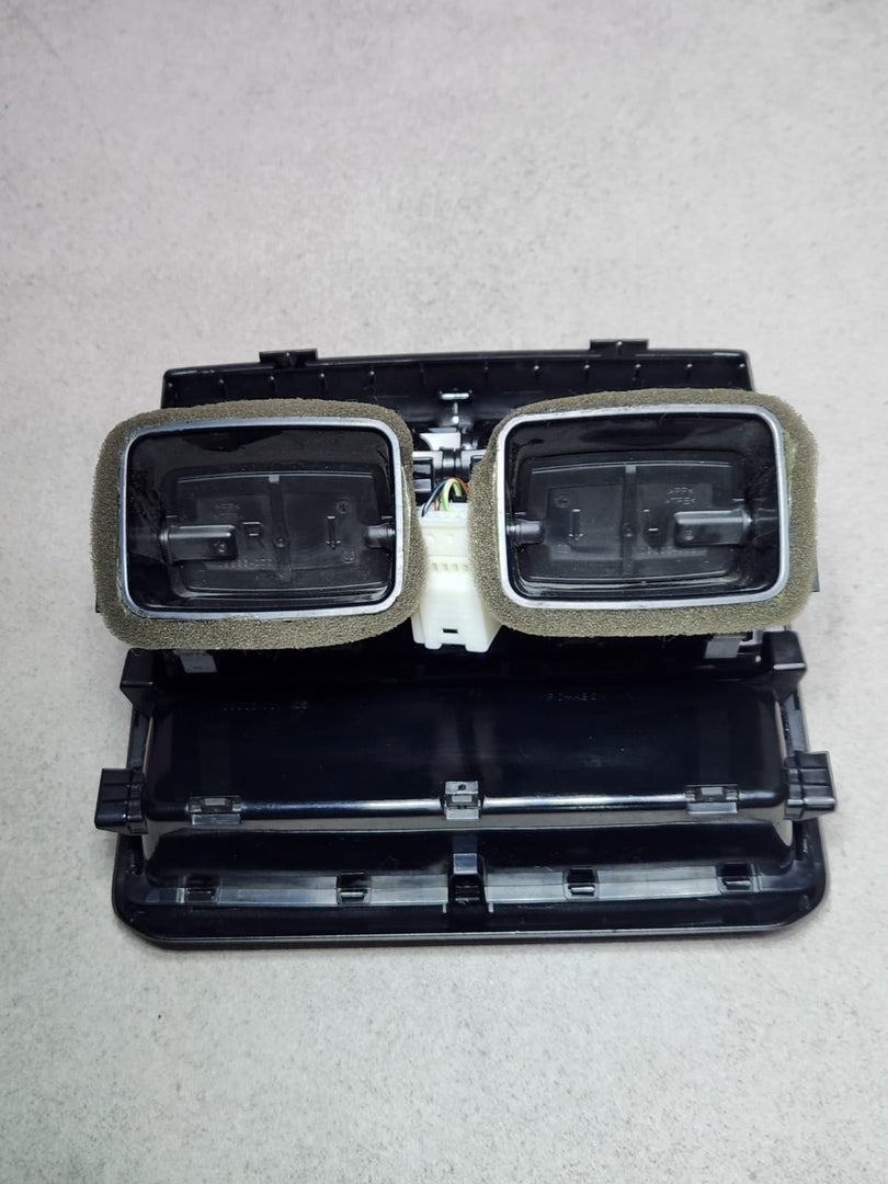 2017-2023 BMW 530i Rear Air Vent Grille 9357865 G30 G31 G32 GT and F90