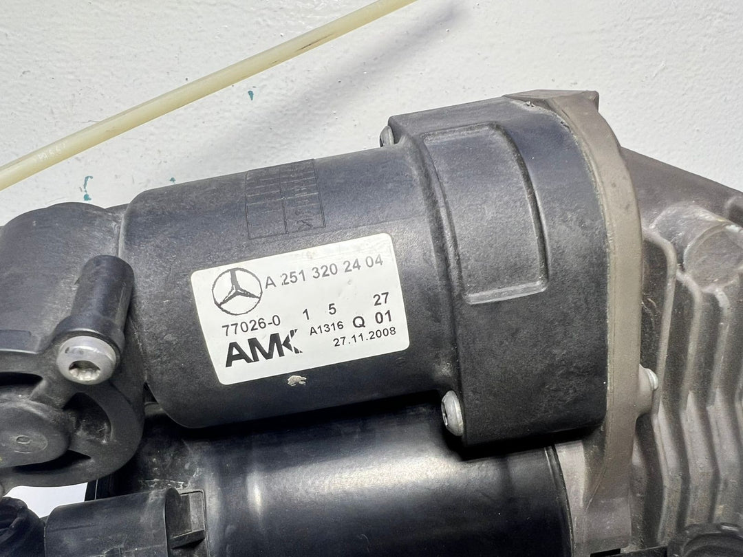 Mercedes W251 R-Class R350 Airmatic Air Suspension Compressor Pump A251 3202404