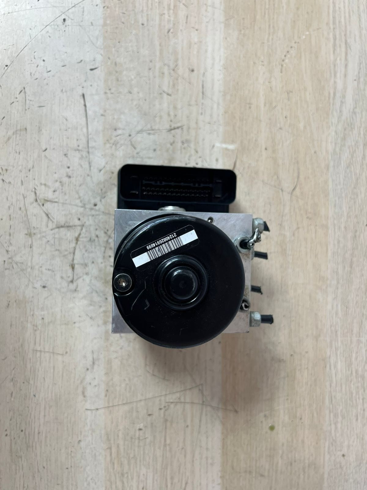 BMW 1 3 series E81 E82 E87 E90 E91 E92 ABS DSC BRAKE PUMP CONTROLLER 6787837