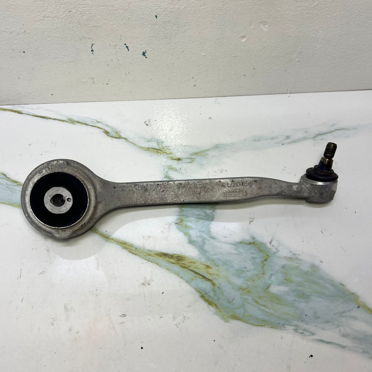 08-14 Mercedes W207 E350 C300 C350 Front Right RWD Suspension Upper Control Arm