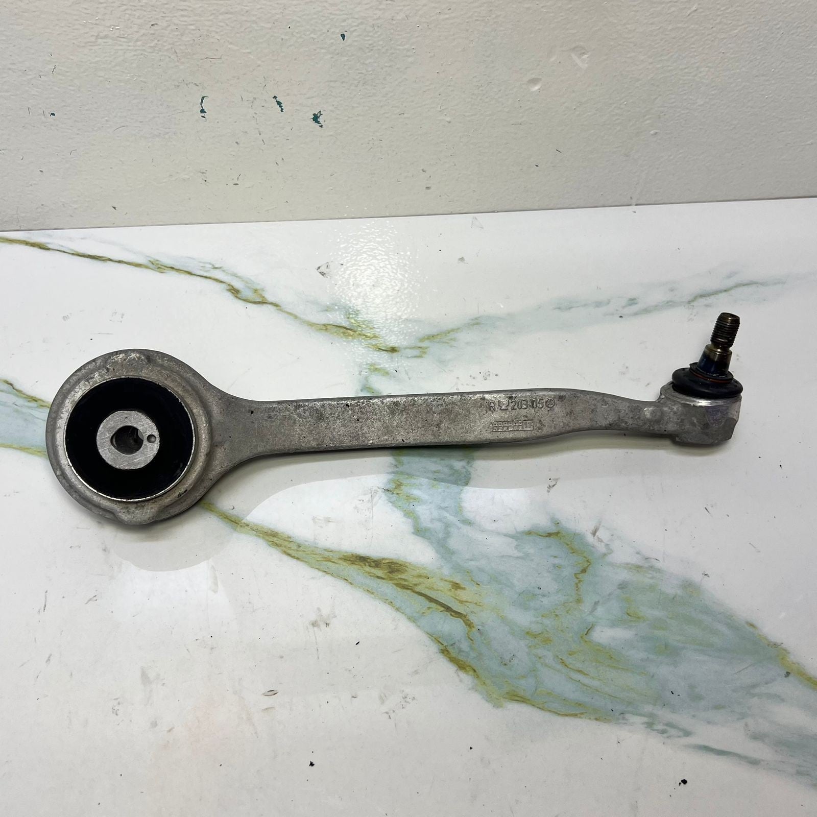 08-14 Mercedes W207 E350 C300 C350 Front Right RWD Suspension Upper Control Arm