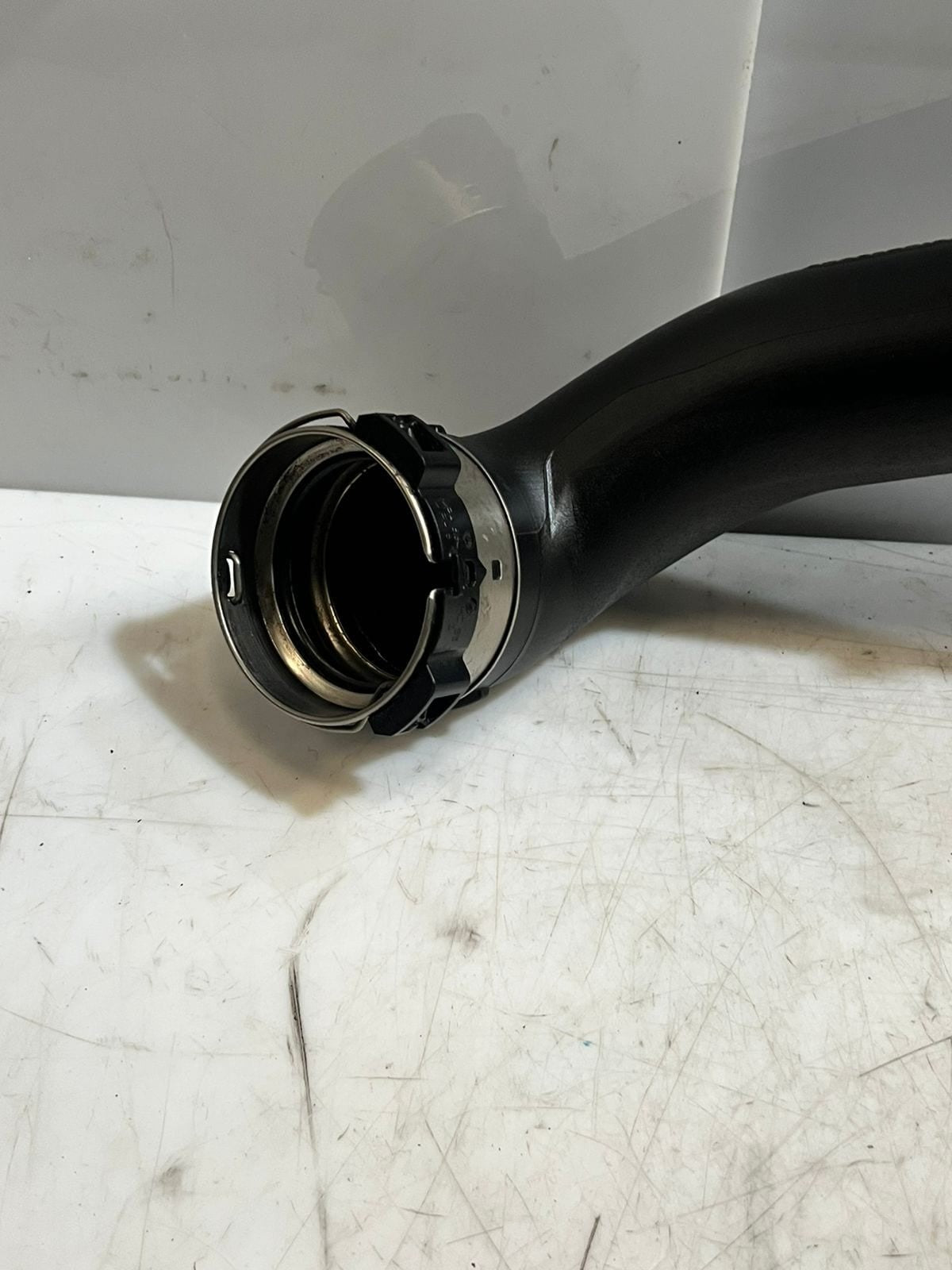 BMW F10 F11 F12 F13 N55 535i 640i 740i Turbocharger Intercooler Hose 7582314 OEM