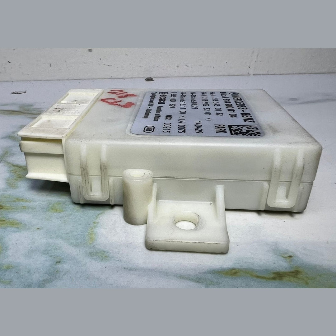Mercedes Parking Control Module A2189000104 W218 CLS-Class