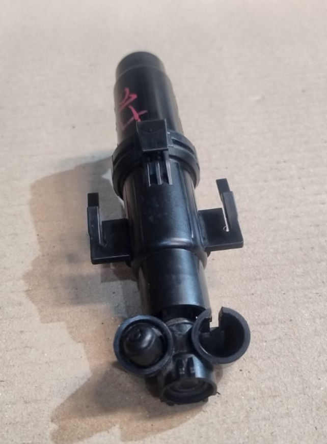 BMW F10 F11 F07 & LCI HEADLIGHT WASHER SPRAY NOZZLE FRONT RIGHT 7377668