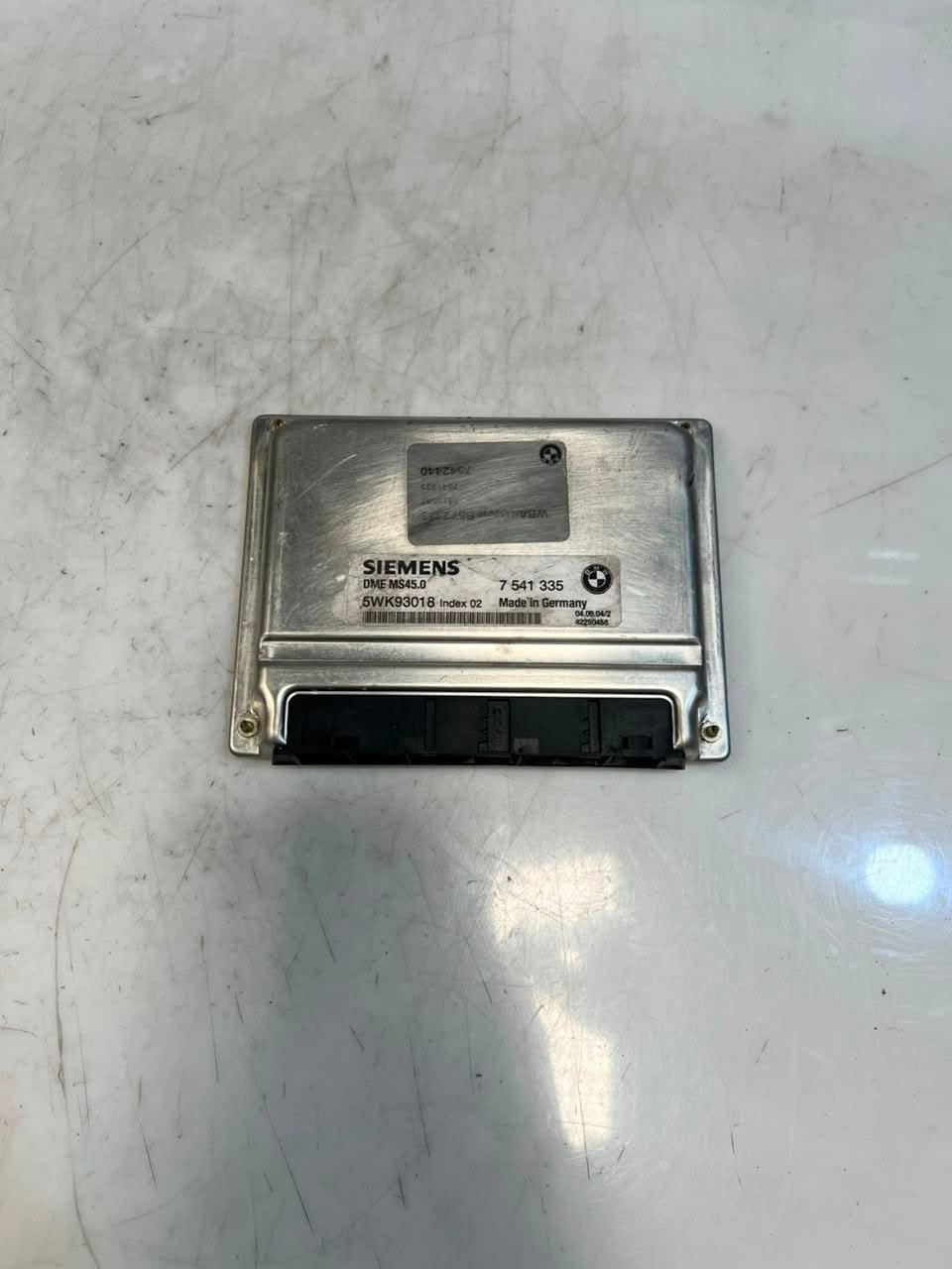 BMW X3 E83 5 Series E60 525i M54 Engine Control Module ECU ONLY 7541335 