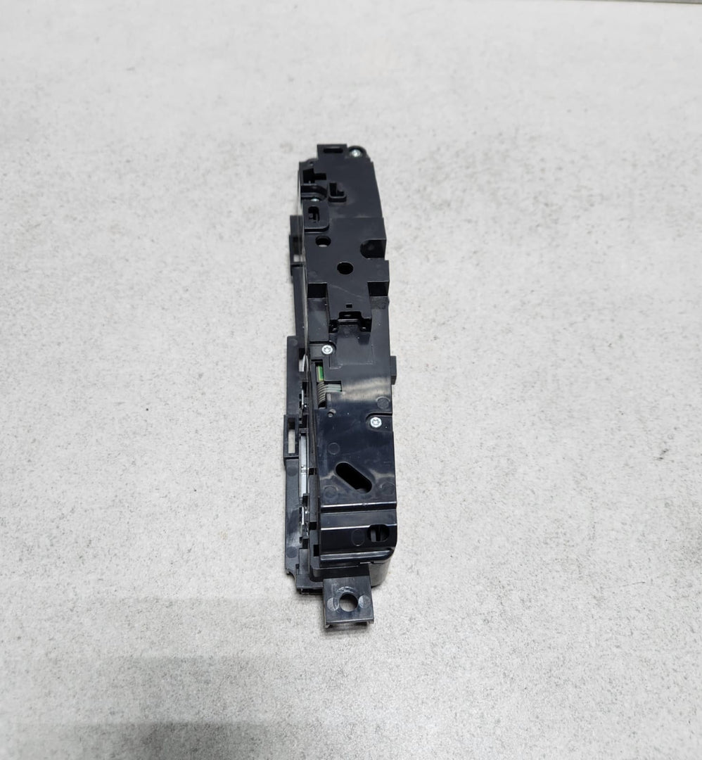 BMW Operating Unit Center Console 6843967 G32 6 Series GT