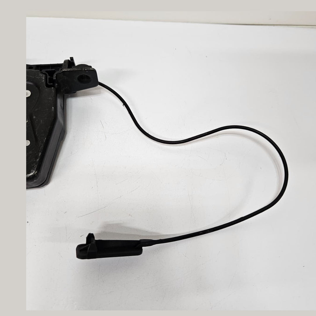 2010-2015 BMW X1 E84 Trunk Lid Latch 7200511 USED