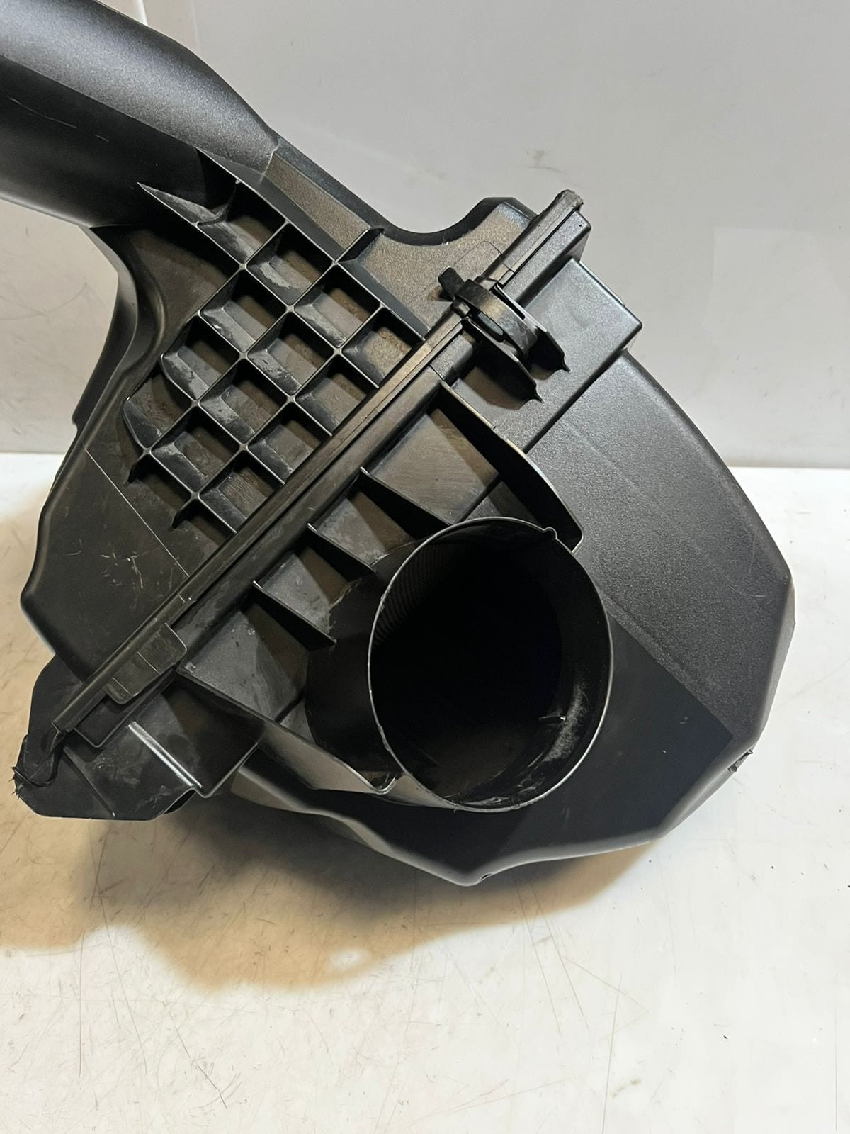 2010-2016 BMW 528i F10 N20 520I F11 F07 Air Intake Filter Box 7612014 OEM