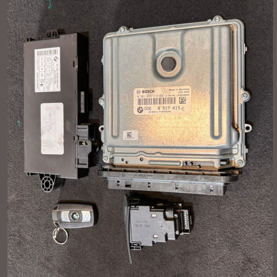 OEM BMW X5 E70 X6 E71 30dX Diesel N57 ENGINE CONTROL UNIT  ECU SET DDE 8517015