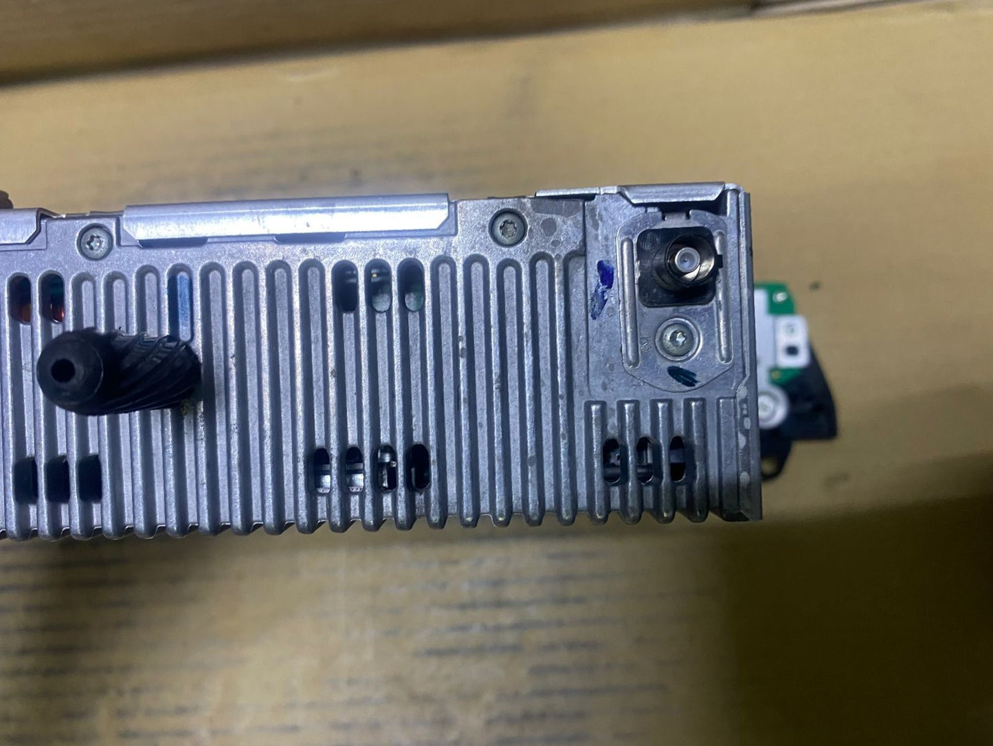 2006 BMW 325i Cd Radio Player 6976888 X3 E83 and 2006 BMW 325i 
