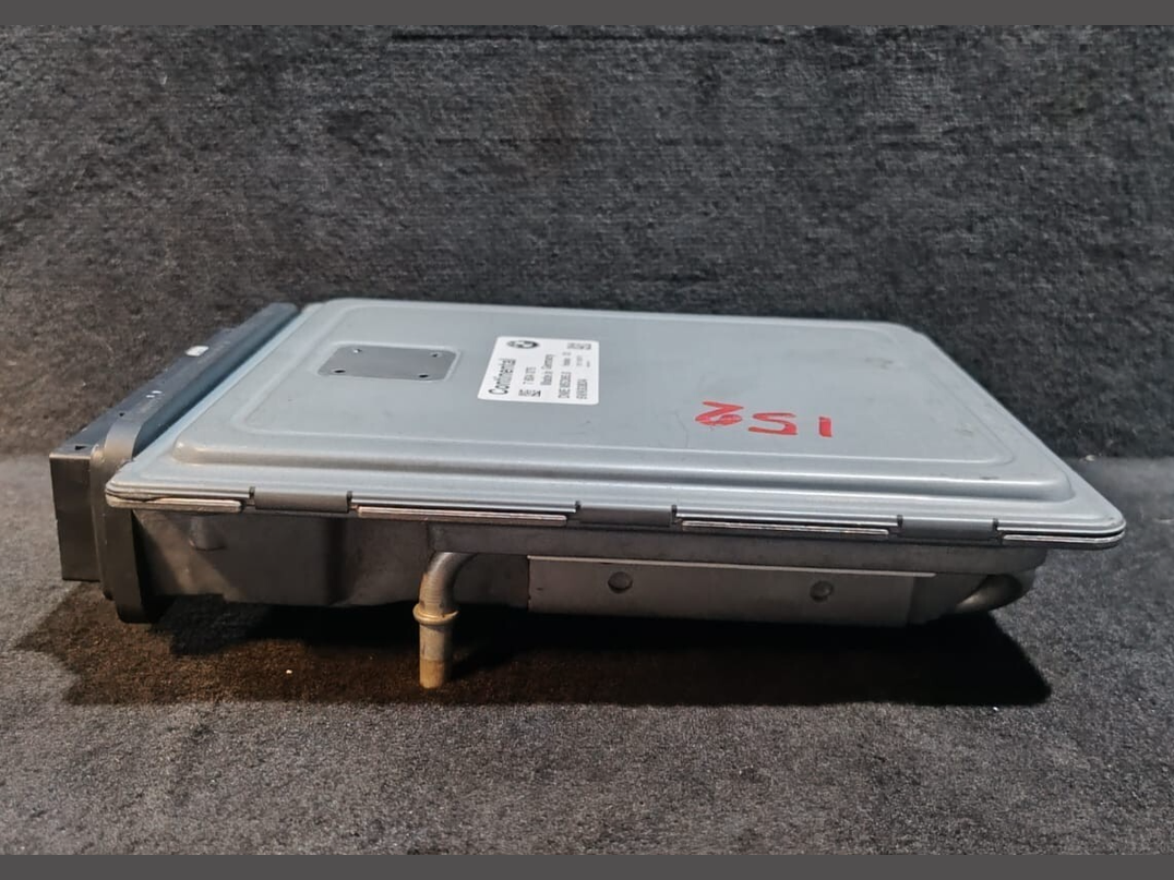 BMW 750i F02 N63 ENGINE CONTROL ECU UNIT   MSD85.01214 - 7604075