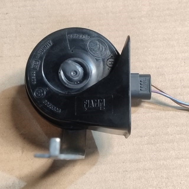 BMW X6 F16 3.0 Diesel Horn Alarm Signal (OEM, A046495)