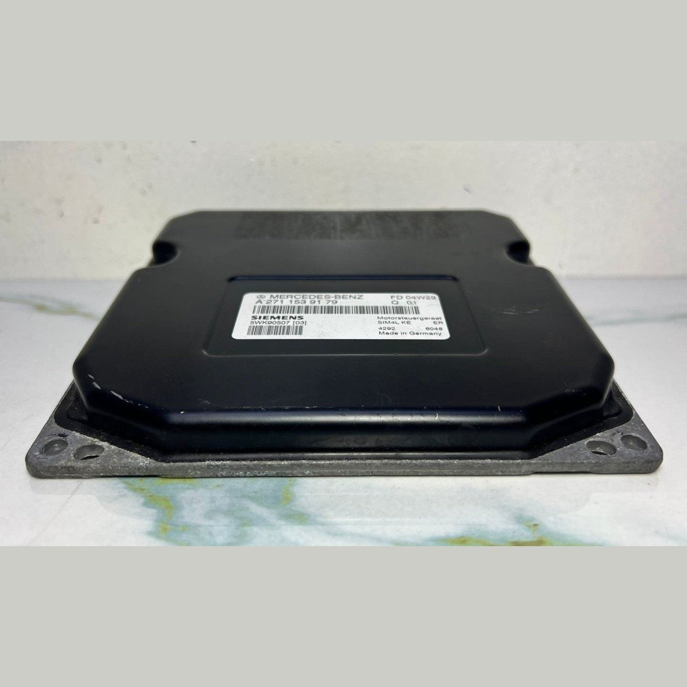 Mercedes-Benz Engine Control Unit A 271 153 91 79