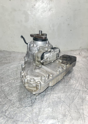 2010-2011 BMW X5 Transfer Box Case 7610586X5 E70 xDrive30d ATC 450