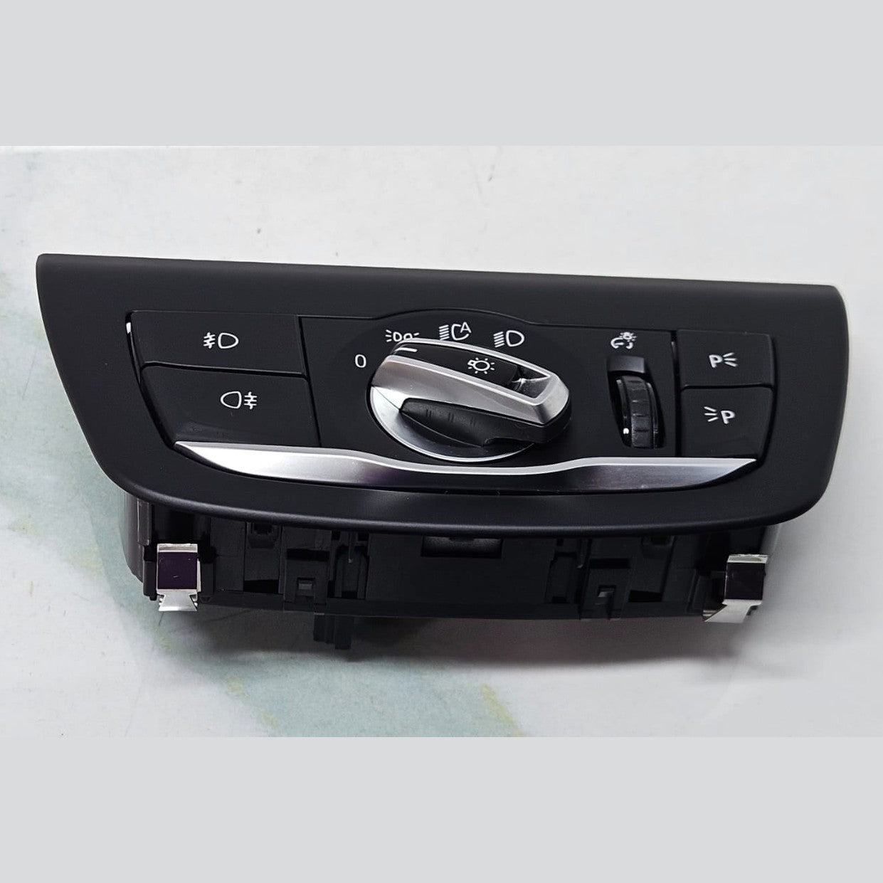 2016-21 BMW X3 G01 M40iX Headlight Control Switch 9472966 OEM