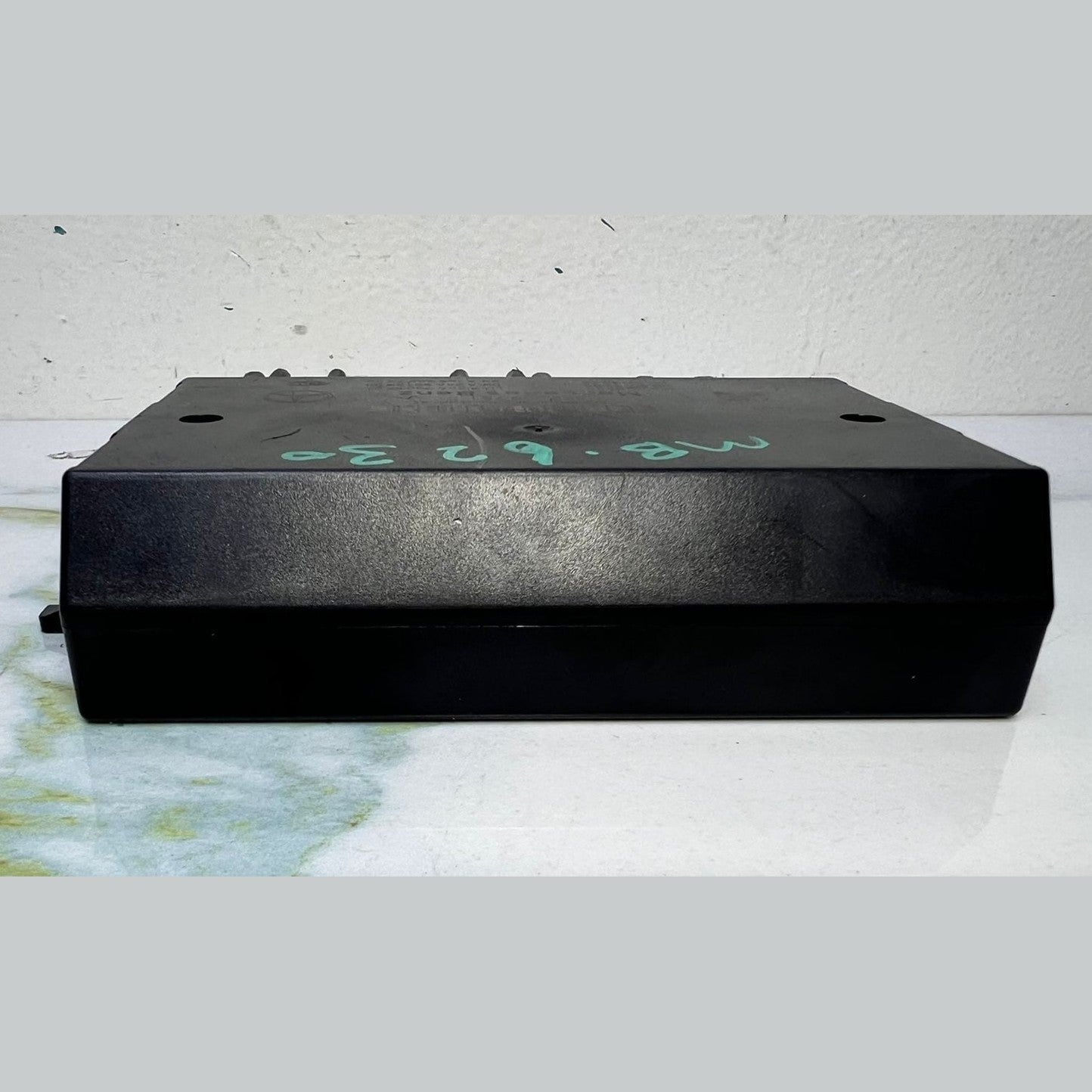 12-15 Mercedes ML350 Trailer Towing Control Module A2469005501 CLA C117, W166 ML