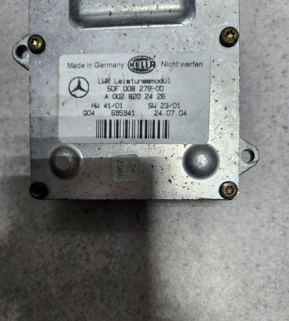 2005 Mercedes-Benz SLK350 HID Xenon Headlight Ballast Control A0028202426