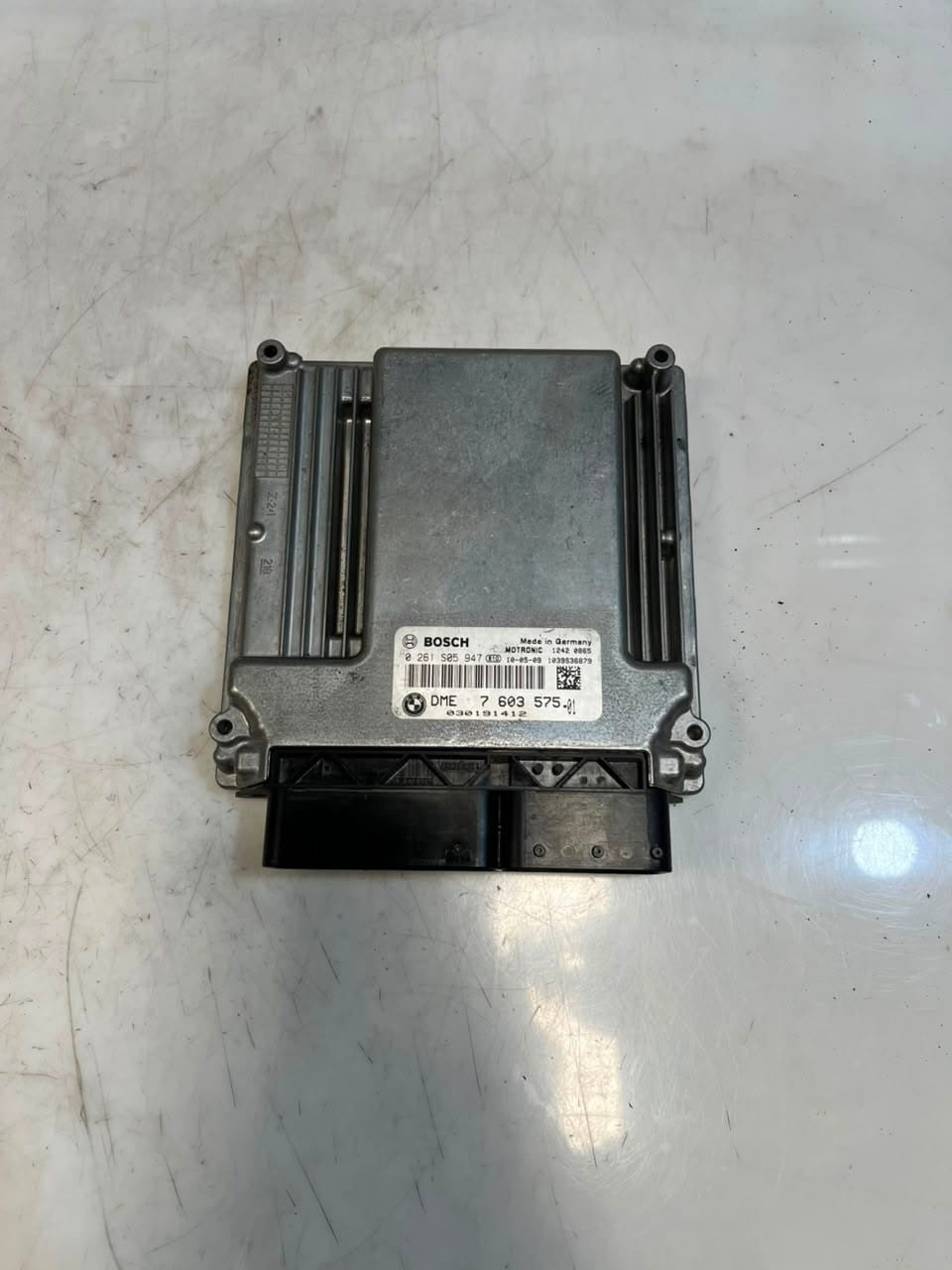2010-2015 BMW E87 E88 E90 E84 X1 N46 Engine Control Module ECU ONLY DME 7603575