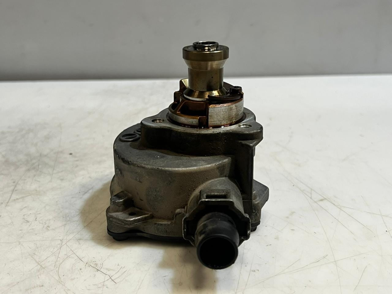 2009-2013 BMW 328i E60 E70 E81 E83 E90 X3 X5 Z4 Brake Vacuum Pump 7558344 OEM
