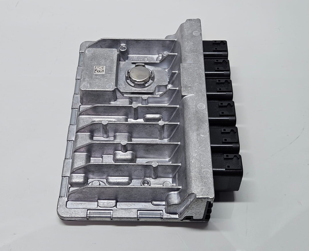 5B4D4A9-2024 BMW X1 U11 B38N Engine Control Unit ECU DME OEM