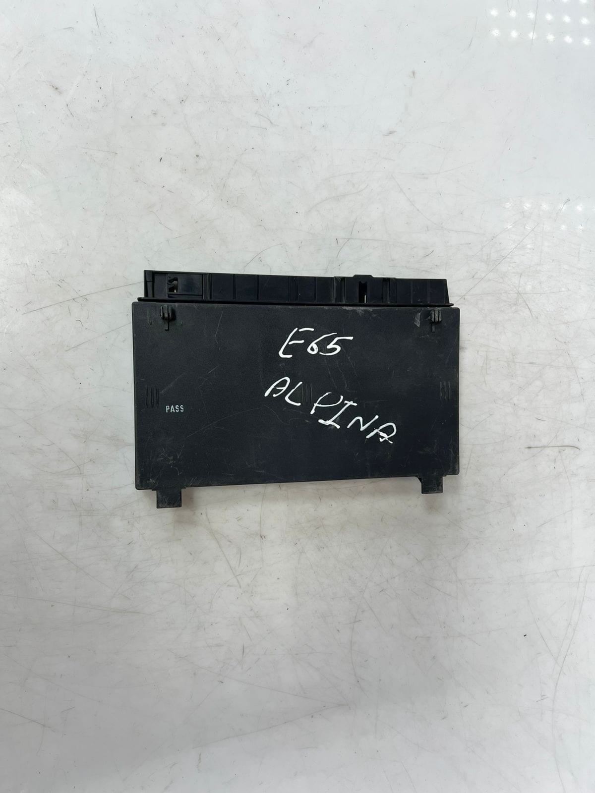 2002-2005 BMW 745i 7 Series E65 E66 5' E60 Seat Control Module 6927276 OEM