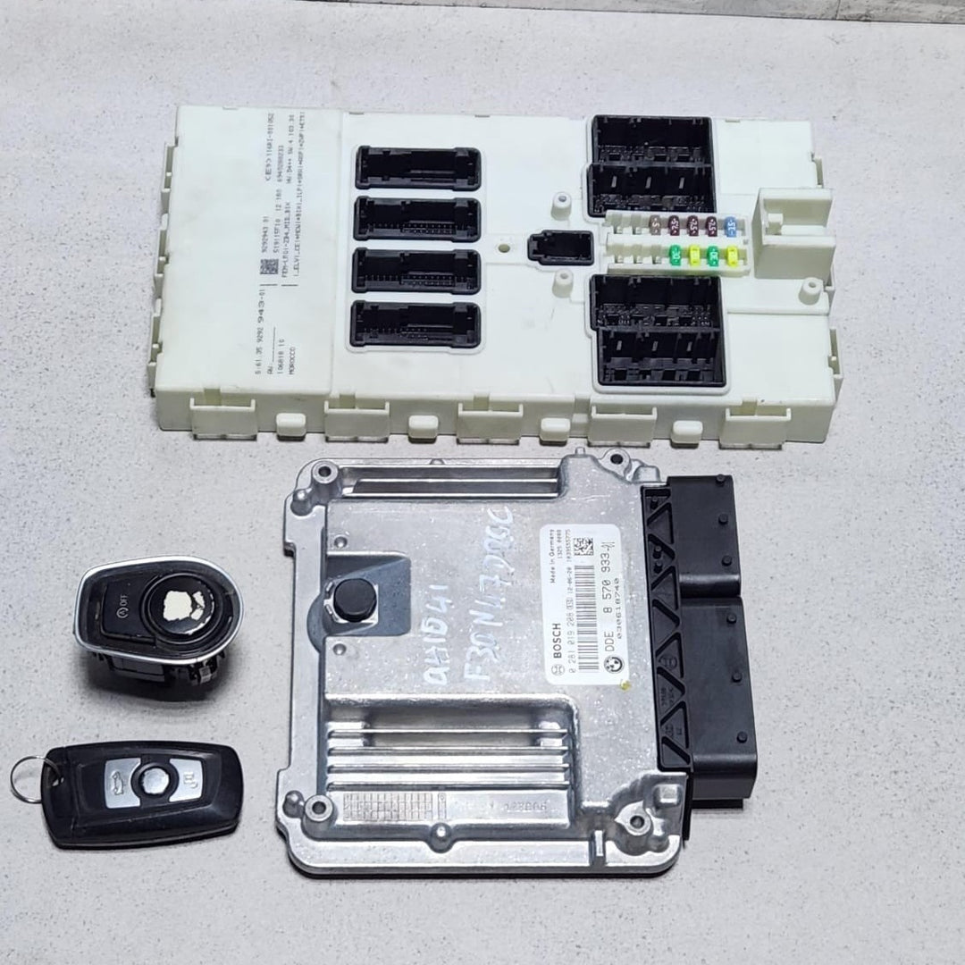 BMW Engine Control Unit 8570933 F20 F21 1 Series and F30 320D ECU SET 2.0D 2014