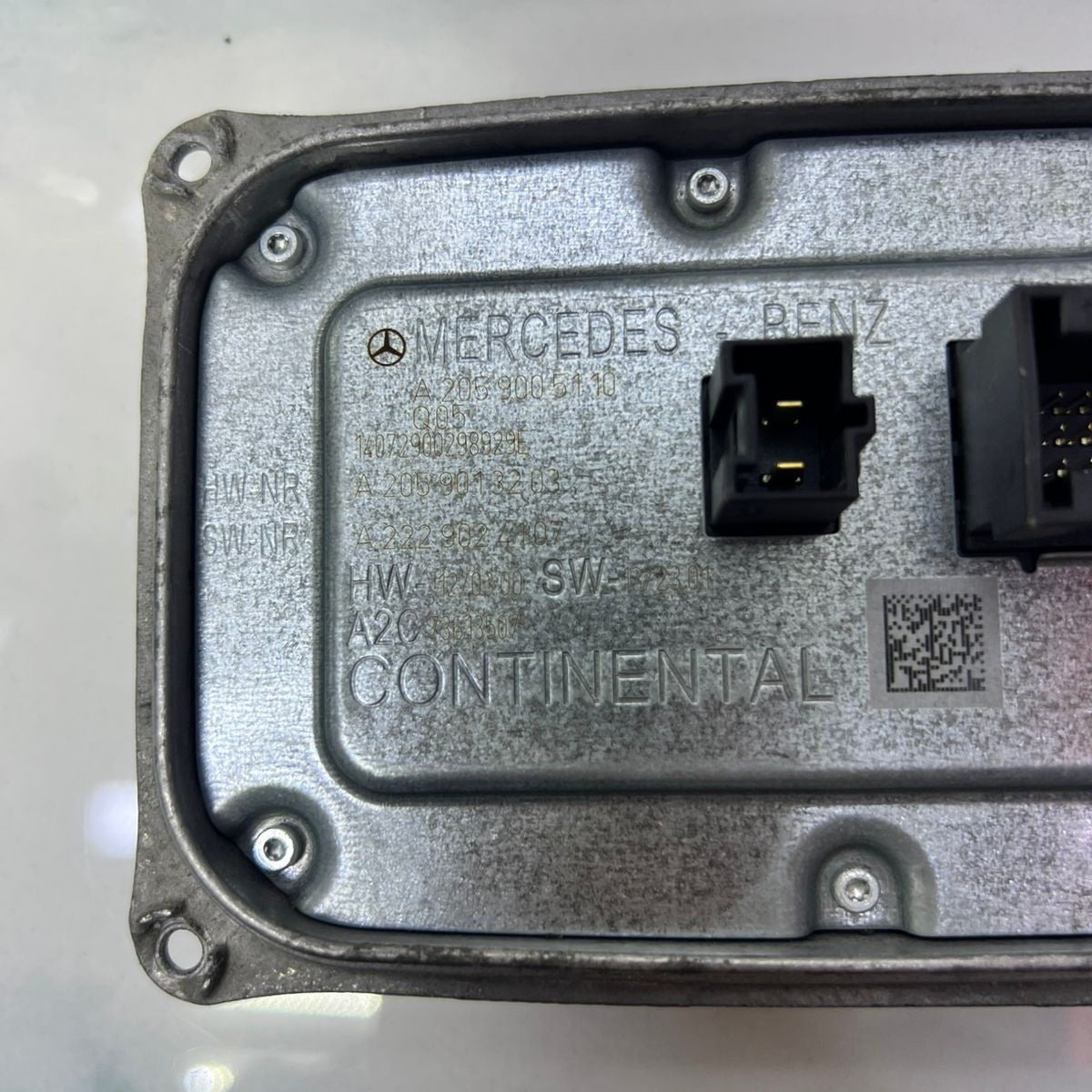15-20 Mercedes W205 C-Class Headlight Ballast Control Module A205 9005110 OEM