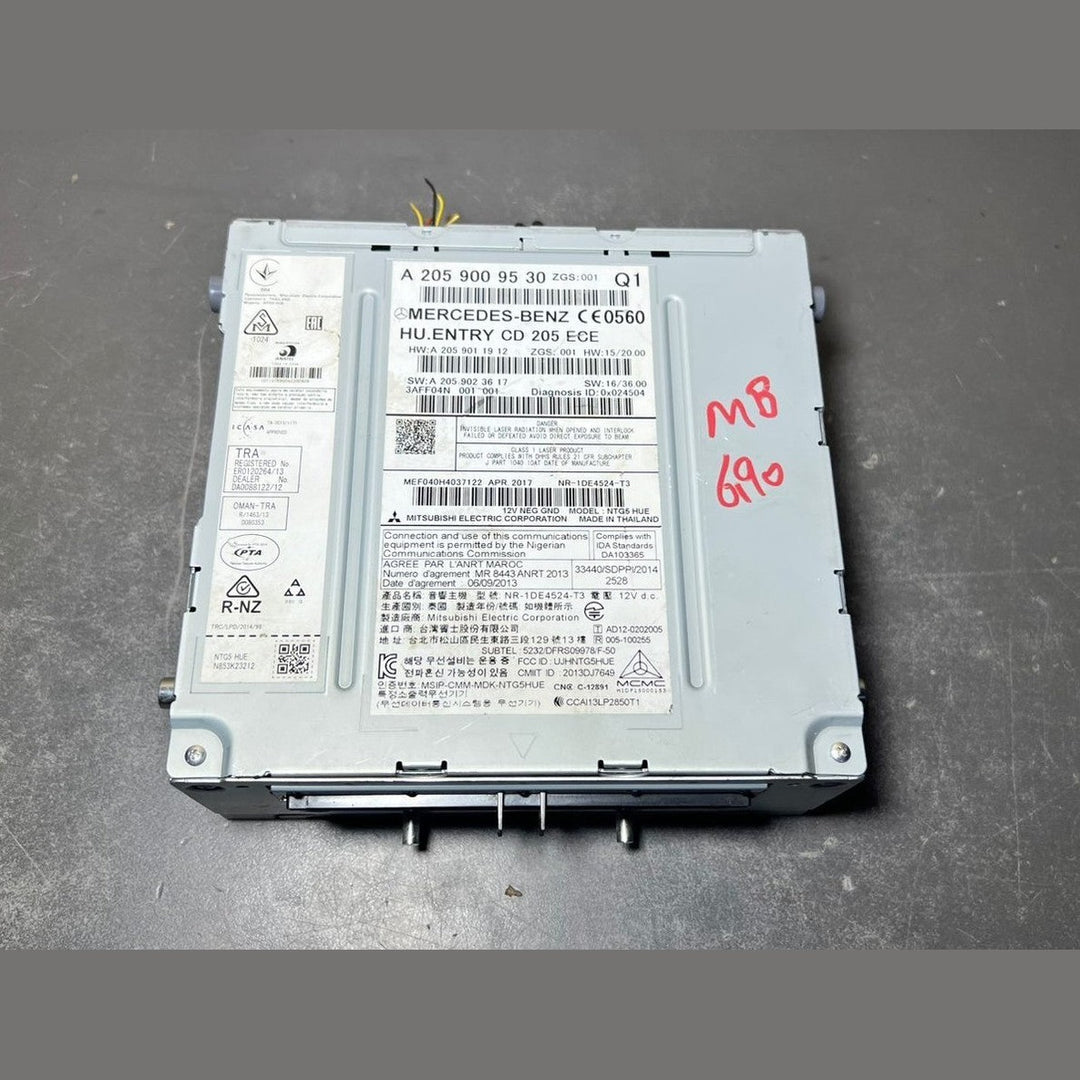 14–18 Mercedes-Benz W205 C-Class Radio Audio Head Unit CD Player A205 9009530