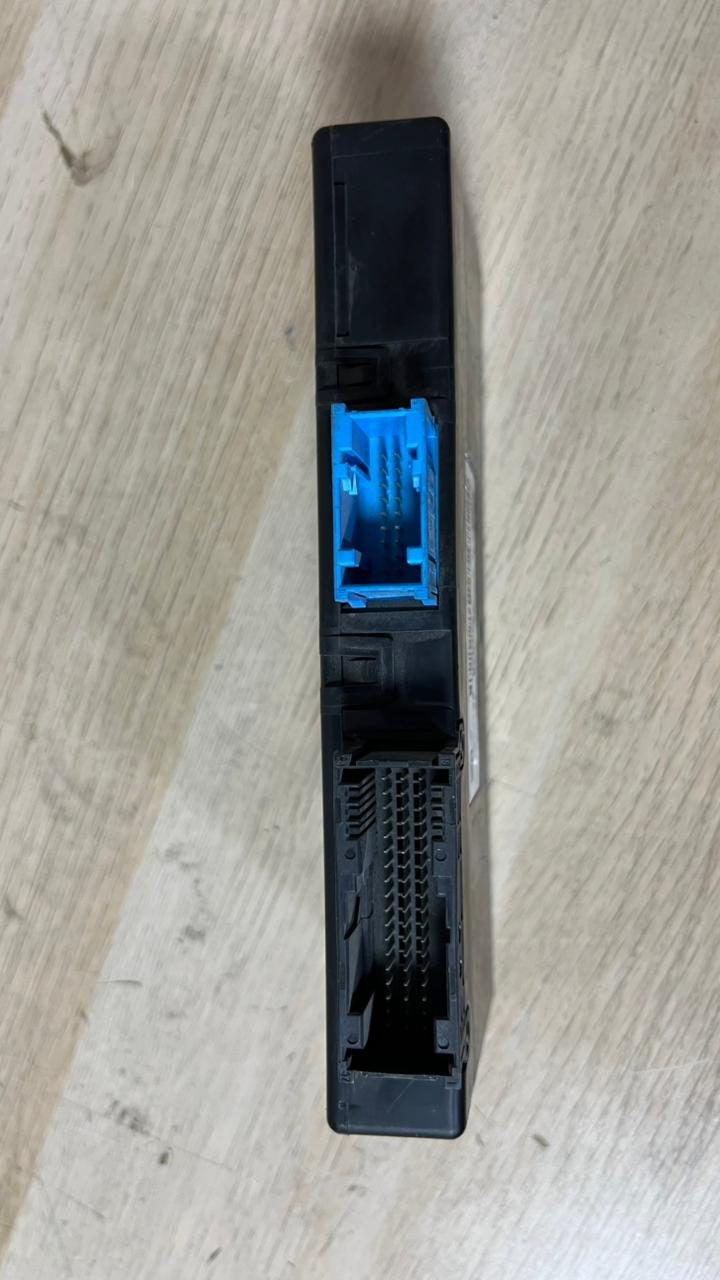 BMW F10 F11 F12 F13 F01 F02 ZGW-02 8SK Central Gateway Module unit 9321878