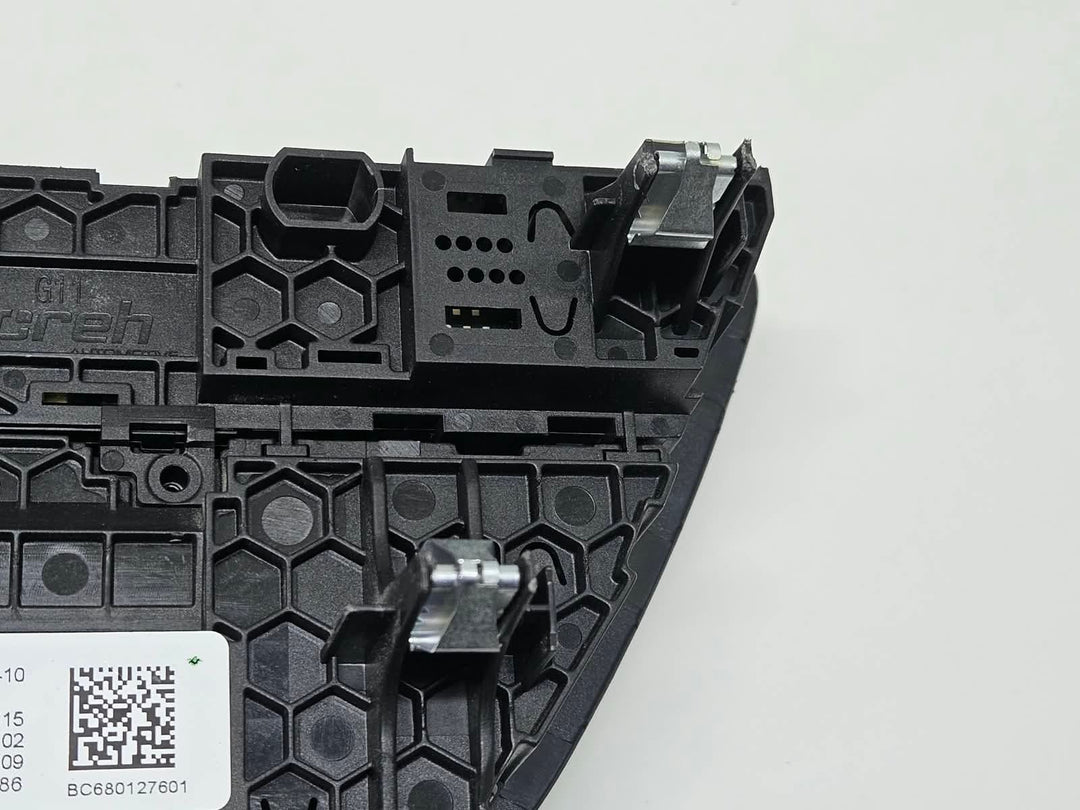 6801276-2015-2019 BMW 750i G11 G12 RHD Climate Control Panel OEM