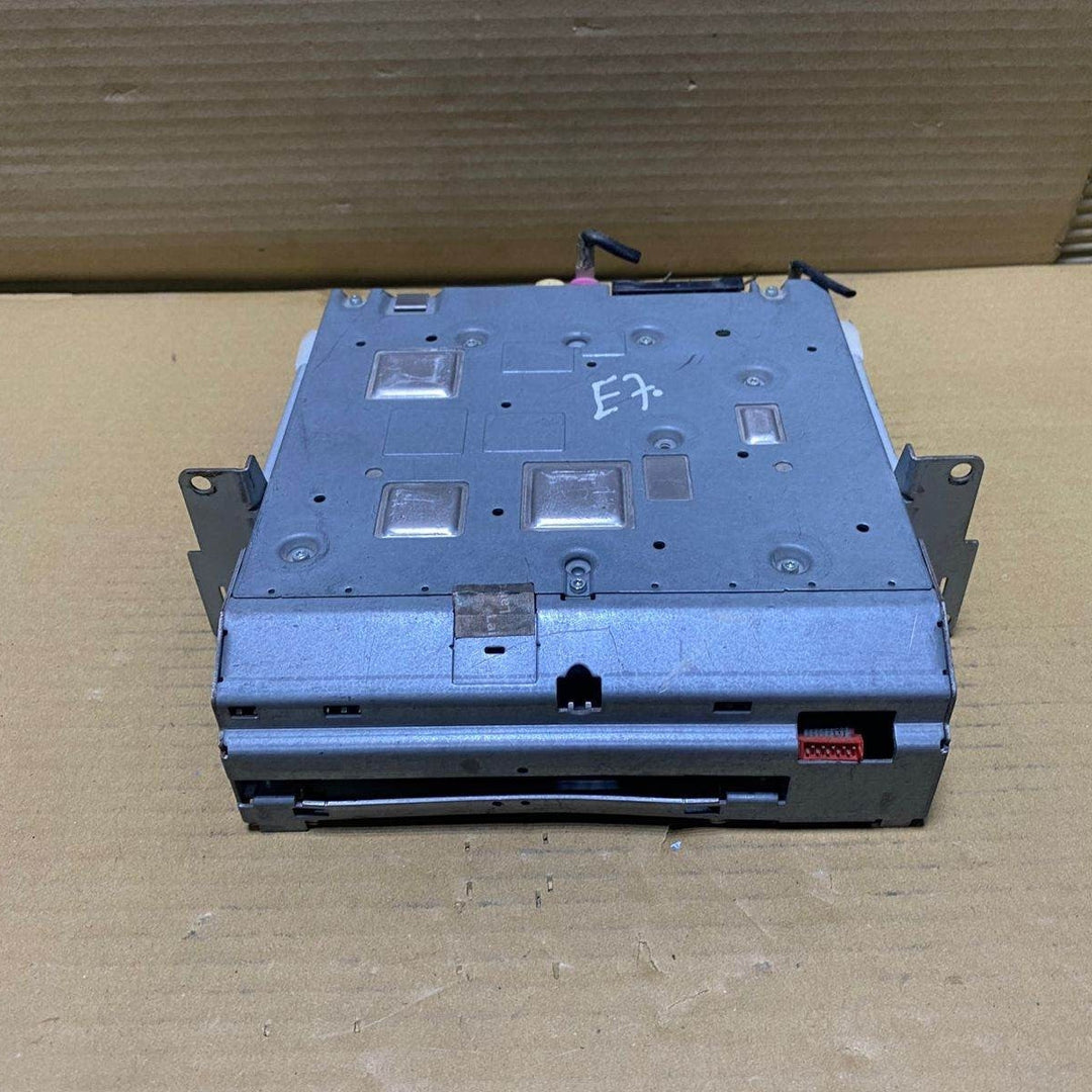 2006-2013 BMW X5 Car Infotainment Computer 9223310 X5 E70. CIC Radio Head Unit 