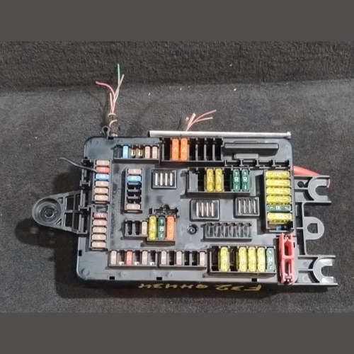 BMW F20 F21 F30 F31 F32 F33 REAR POWER DISTRIBUTION FUSE BOX MODULE P/N 9337880