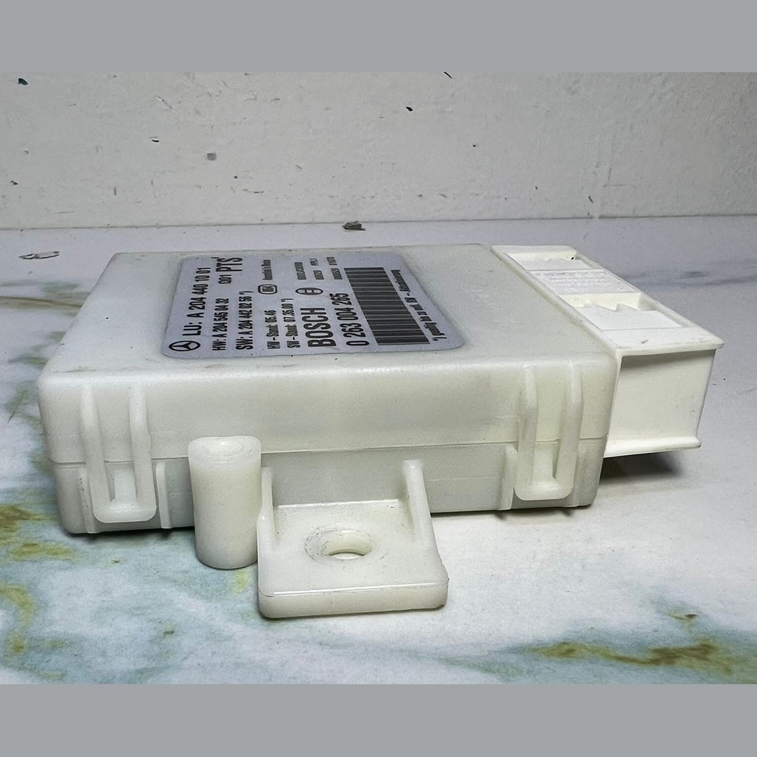 Mercedes Parking Sensor Control Module A2044401001 C-Class W204
