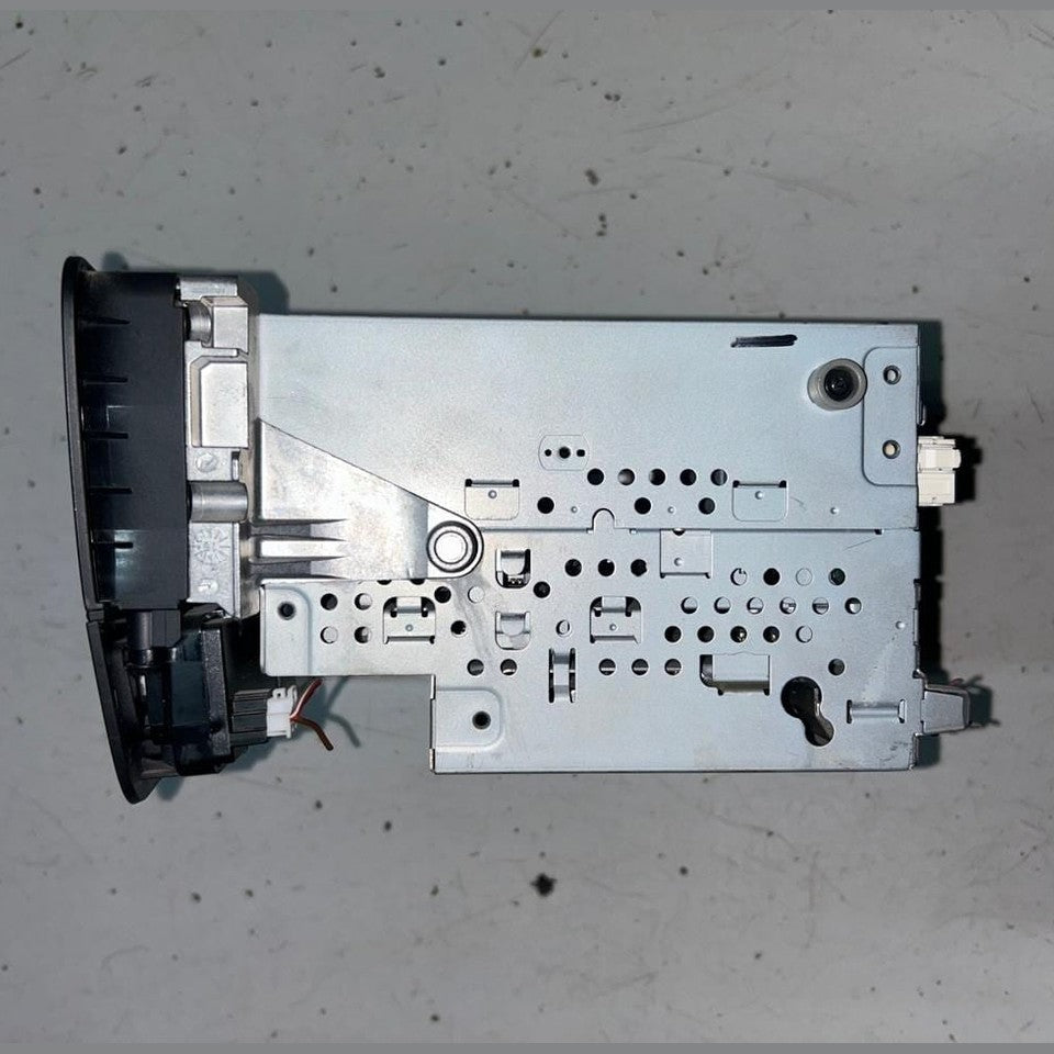 2016 Mercedes-Benz CLA180 Control Unit Complete A2469009416