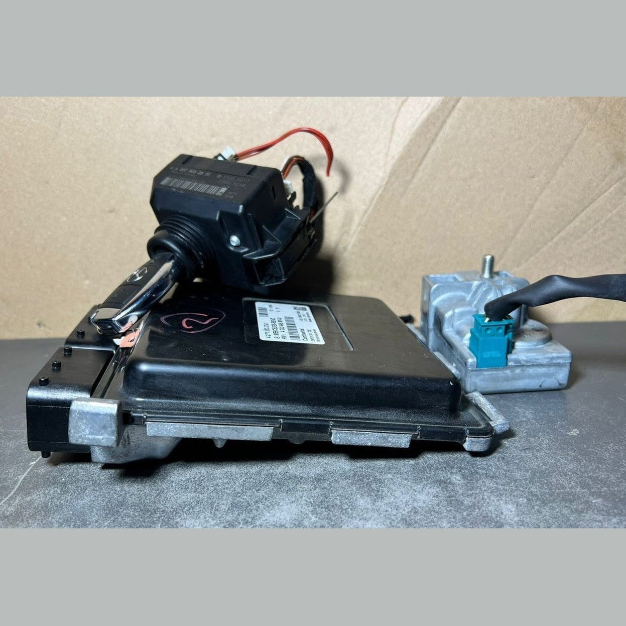 10-14 Mercedes-Benz W204 ECU Modulo Controllo Motore Interruttore Chiave...